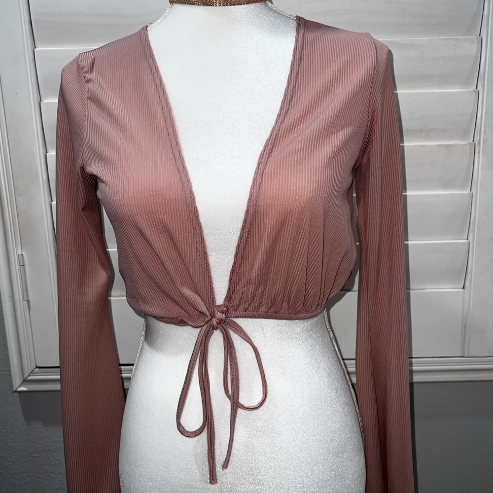 Flirty Ribbed Crop - Picture 4 of 4